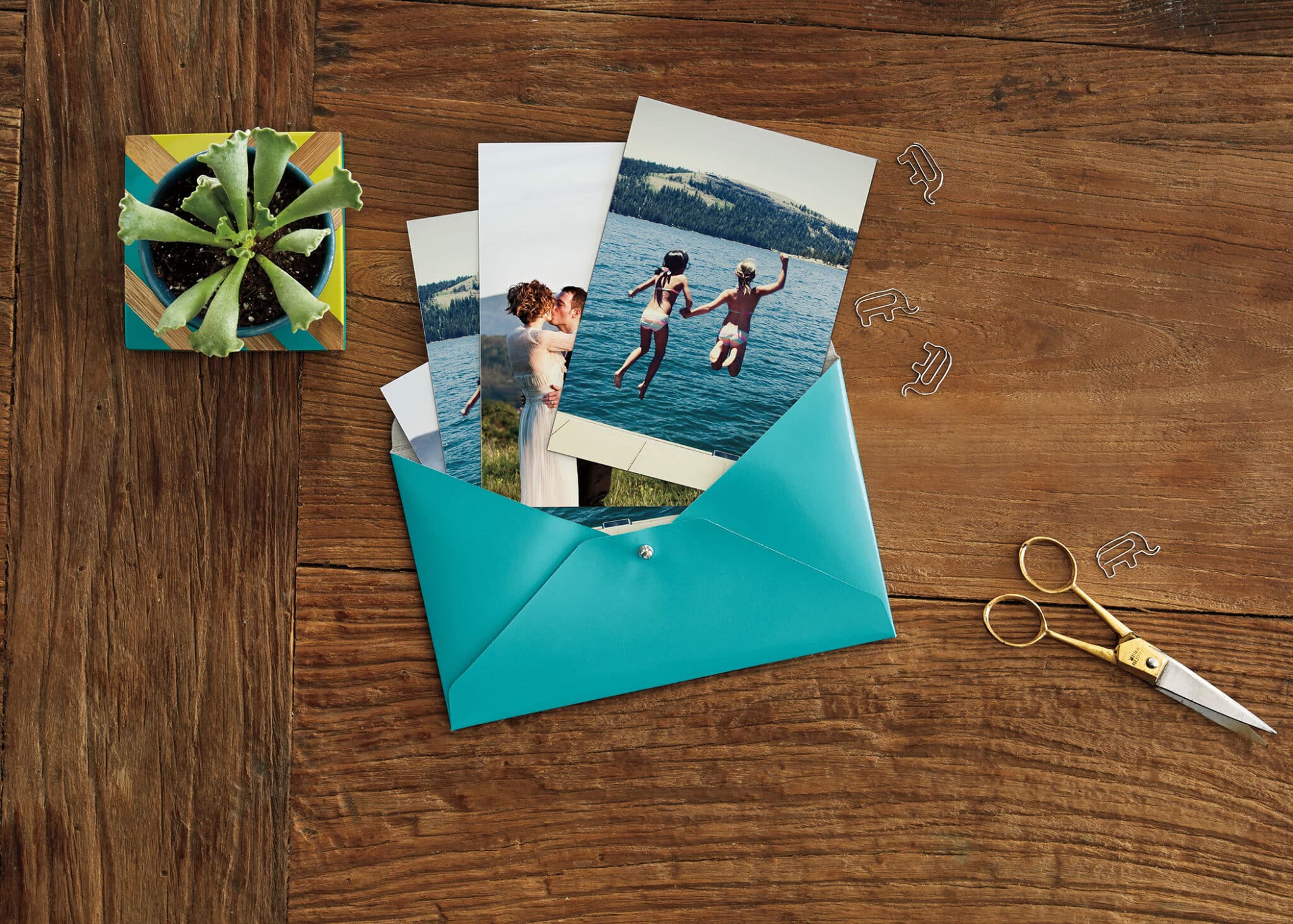 photo prints in an envelope